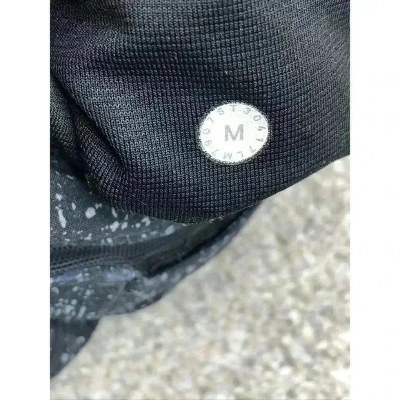 Lululemon Mens Athletic Shorts 9" Inseam Black Grey Speckles Lined Defect Sz M - Picture 7 of 12